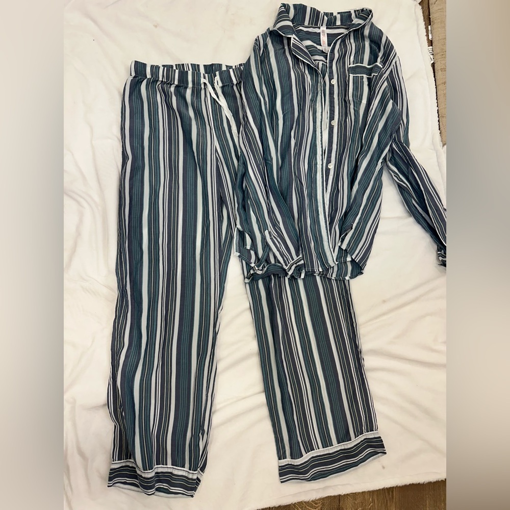 Gilligan & O'Malley Blue and White Striped Pajama Pants